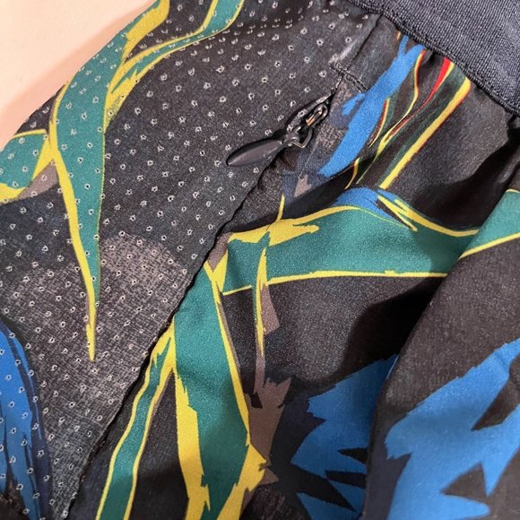 Russell Men's shorts colorful size 2XL (44-46) - Picture 3 of 9